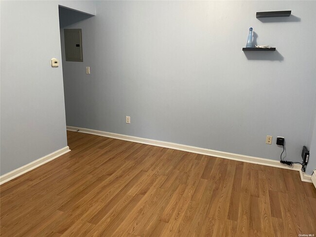 Foto del edificio - 222-70 Braddock Ave