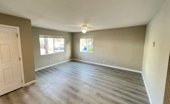 Foto del edificio - 808 Adams St