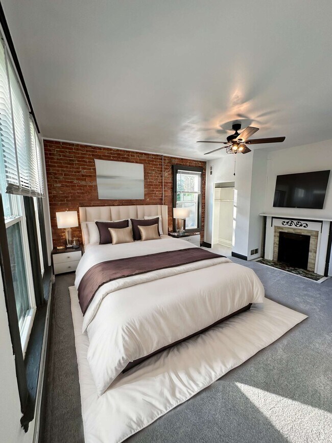 Foto del edificio - 2123 Monmouth St