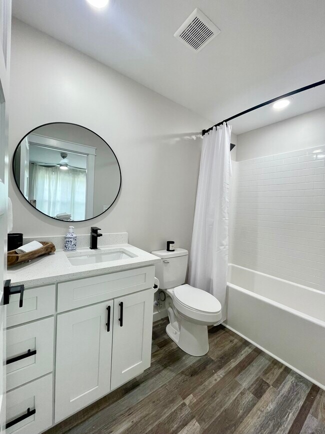 Foto del edificio - 162 Browder Rd