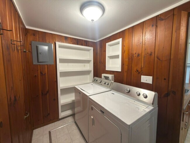 Foto del edificio - 2602 W John St