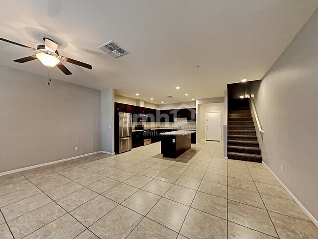 Foto del edificio - 20765 W Thomas Rd