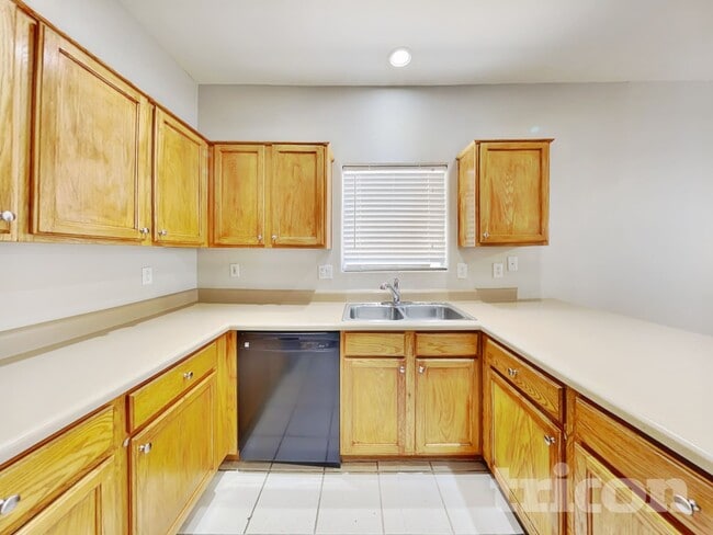 Foto del edificio - 1750 W Union Hills Dr