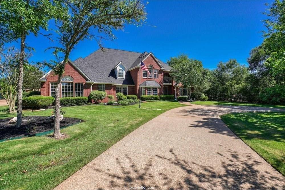 Primary Photo - 1107 Royal Adelade Dr