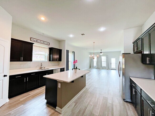 Foto del edificio - 4 Bedroom House in Hunters Trace