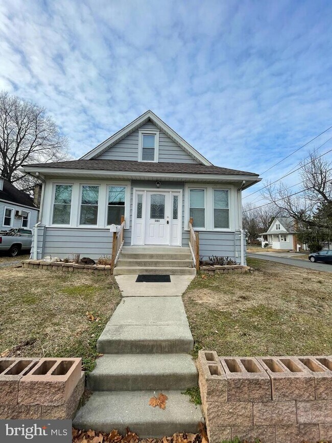 101 Stanley Ave, Westville, NJ 08093 House for Rent in Westville, NJ