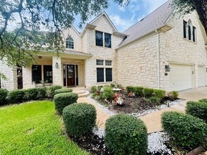 Building Photo - 15220 Calaveras Dr