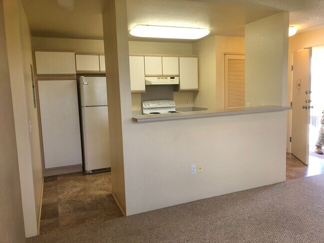 Foto del edificio - Northpointe - 2 bedroom, 2 bath, 2 pkg  up...