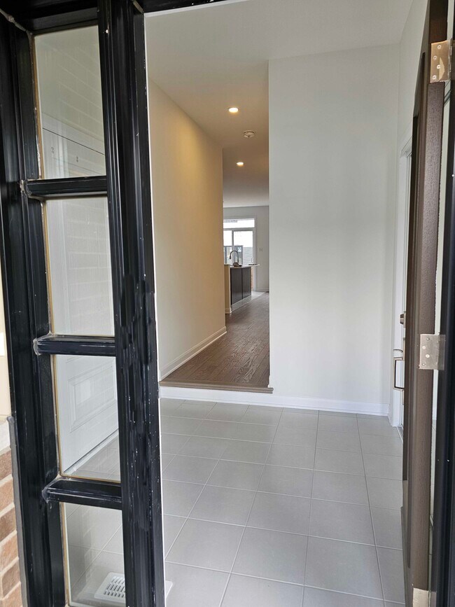 Photo du bâtiment - 924 Athenry Crt