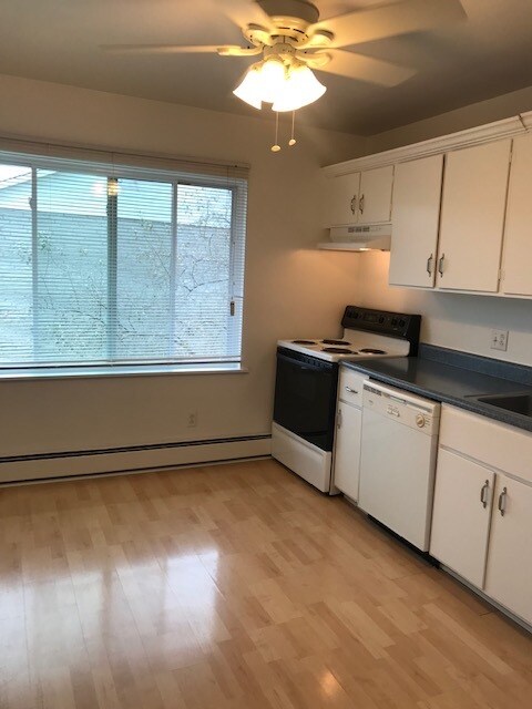 Foto principal - 121 W William St