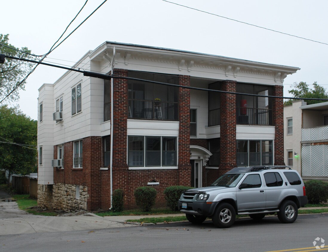 Building Photo - 115-117 W 51st St