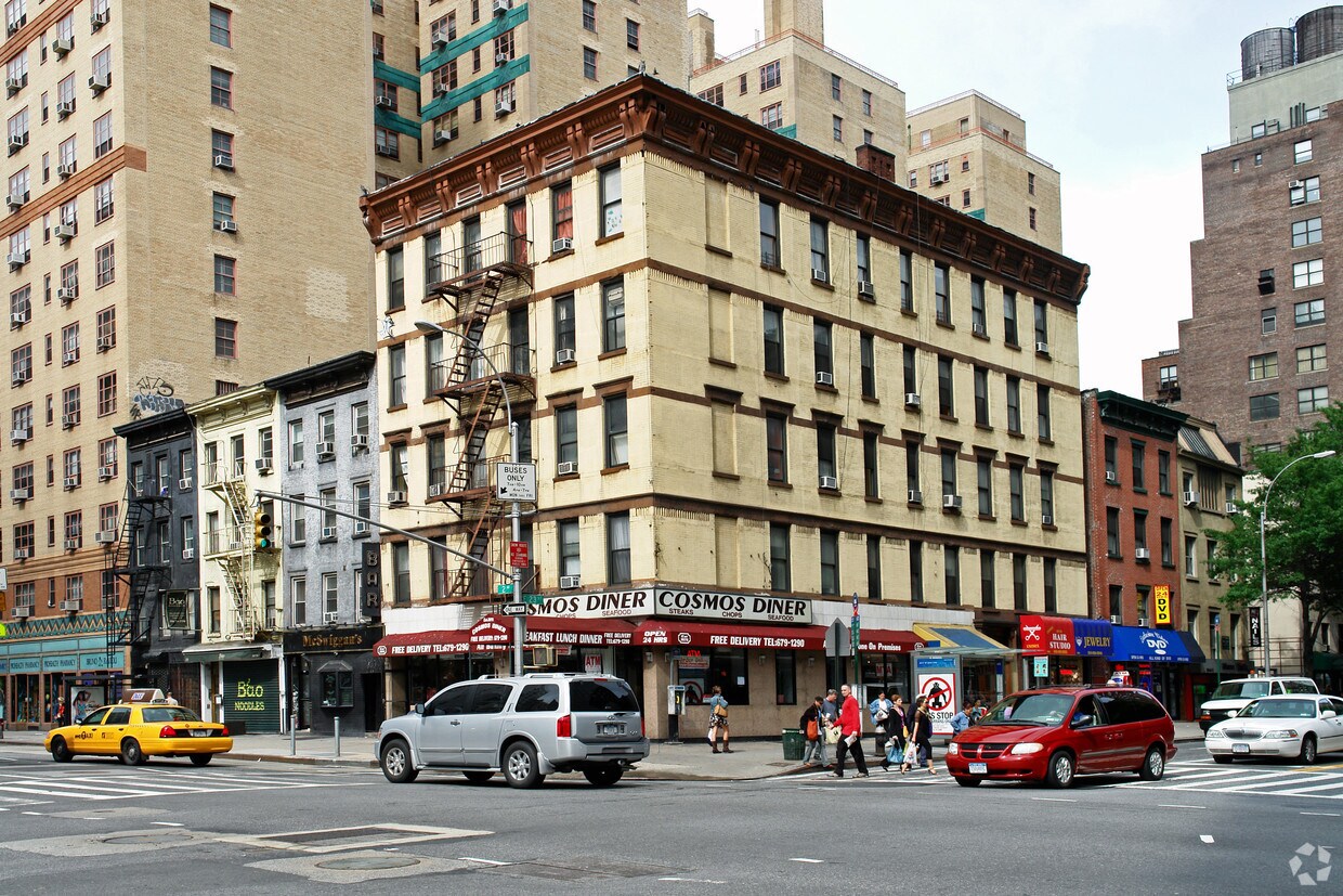 Primary Photo - 395 2nd Ave
