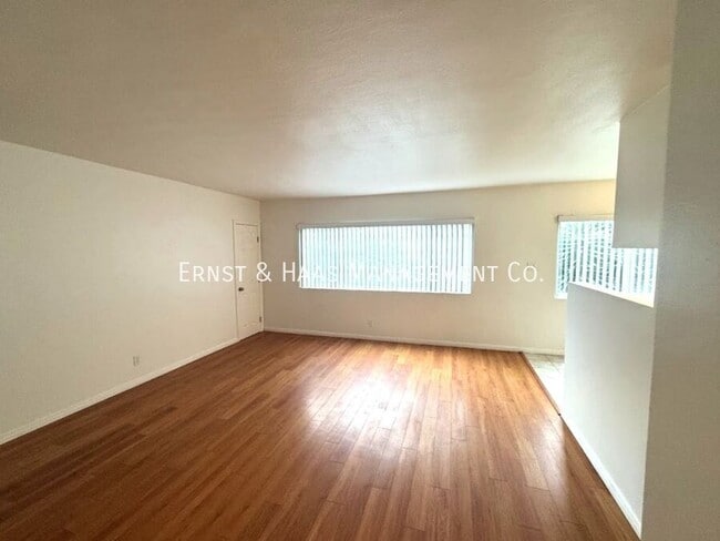 Foto del edificio - 840 Walnut Ave