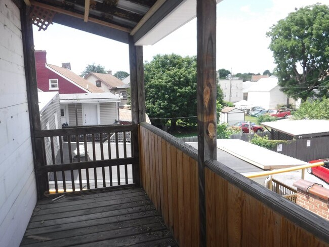 Foto del edificio - 416 Salem Ave