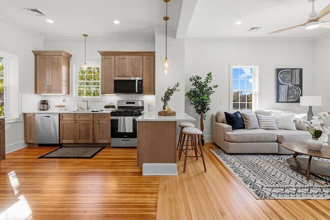 Foto del edificio - 508 Charles St