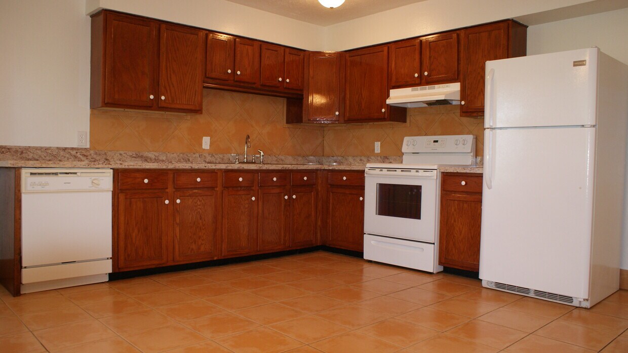 130 Normandy Ave Unit 134, Harahan, LA 70123 Apartments in Harahan