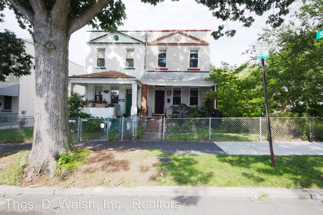 Foto del edificio - 6222 5th St NW