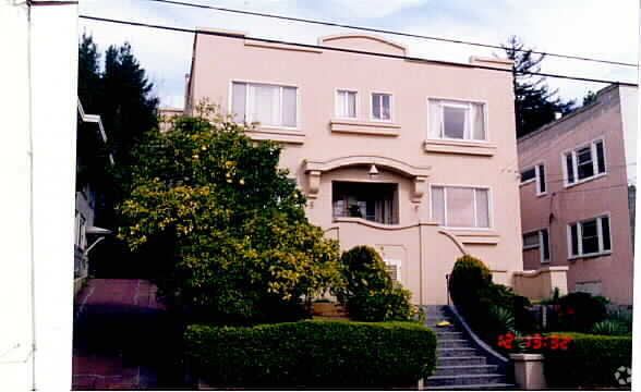 Foto del edificio - 518 Glenview Ave