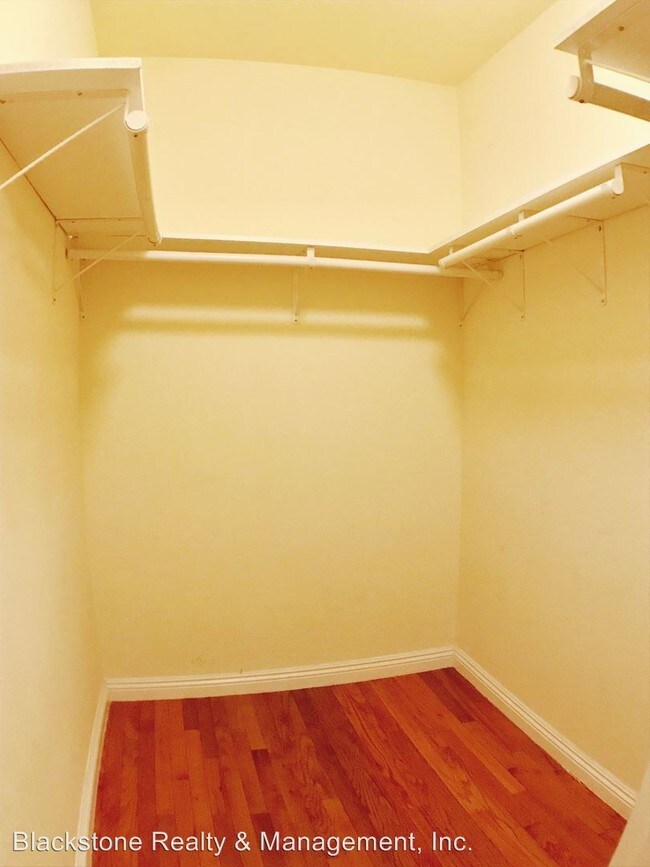 Foto del edificio - 1426 1/2-1426 Midvale Ave