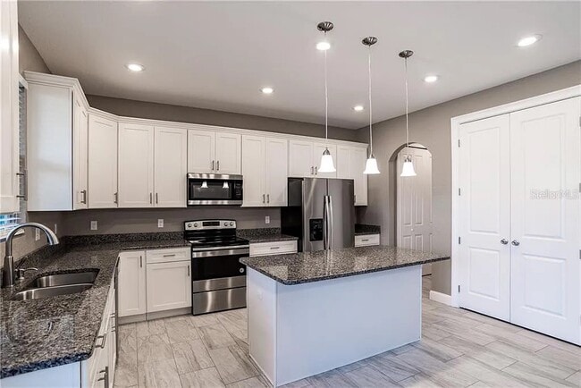 Building Photo - 5442 Lunn Landings Ave