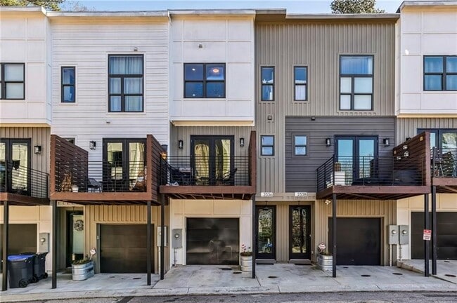 Building Photo - 2336 Mason Dr