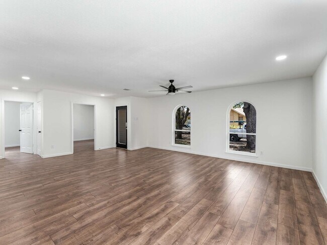 Foto del edificio - 1824 Arundel Dr