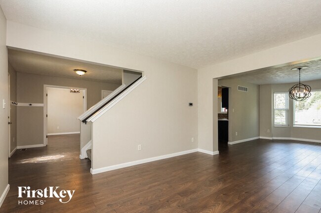 Building Photo - 160 Cambridge Dr