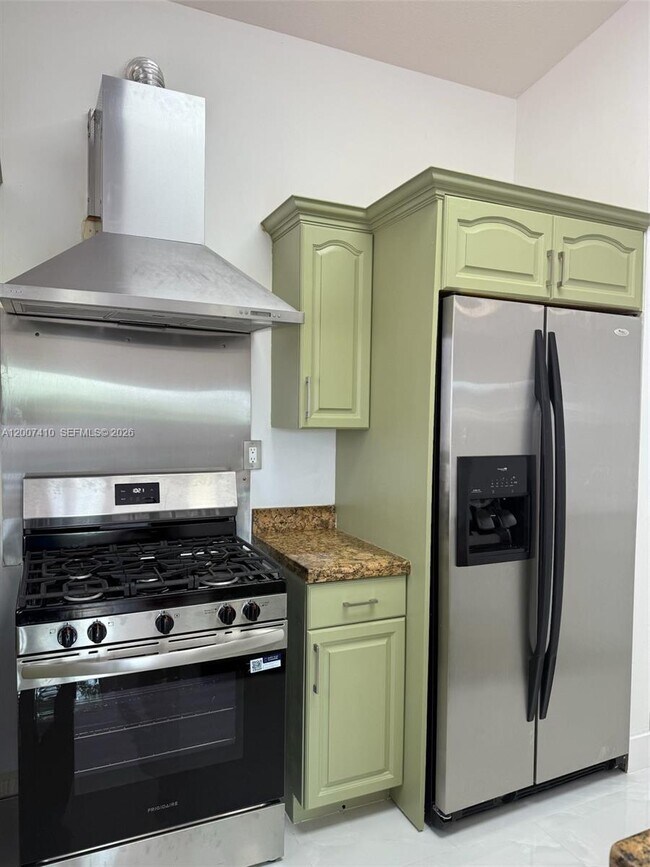 Foto del edificio - 10058 SW 156th Ct