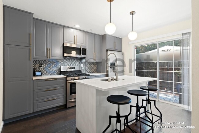 Building Photo - 137 Margo Dr