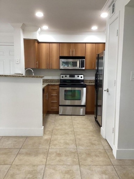 Photo - 1011 Crystal Way Apartment