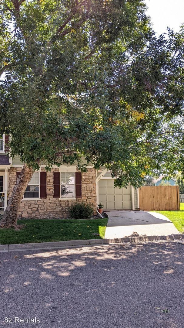 Building Photo - 3 br, 1.5 bath House - 1099 W 133rd Way #R