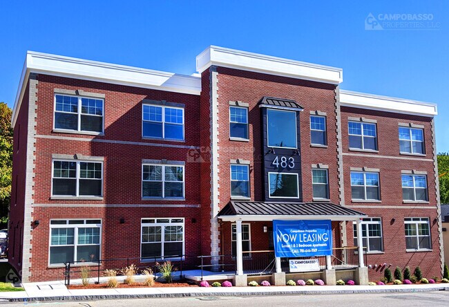 Foto del edificio - 483 Summer St