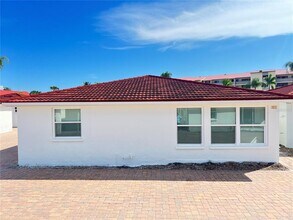 Building Photo - 6154 Midnight Pass Rd