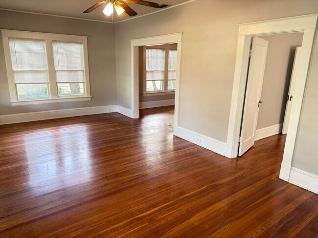 Sala de estar - 2796 Lydia St