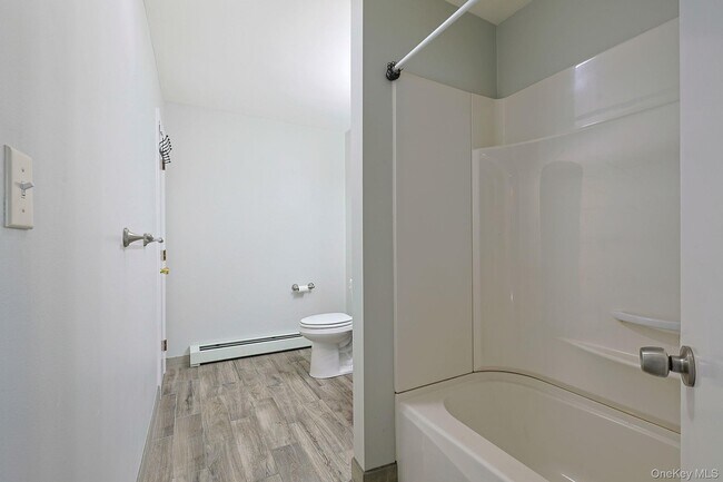 Building Photo - 293 Sinsabaugh Rd