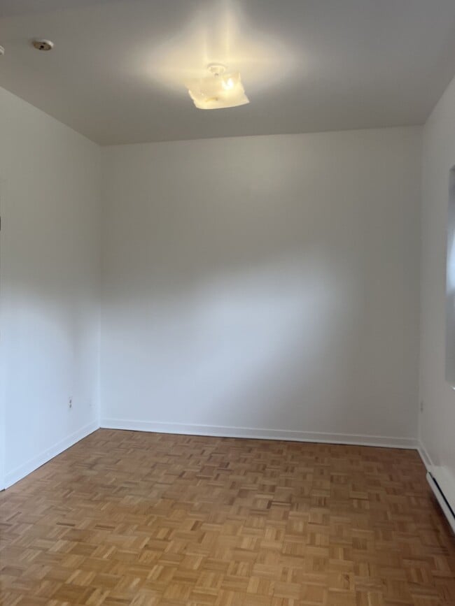 Photo du bâtiment - 539 Rue Prince Arthur O