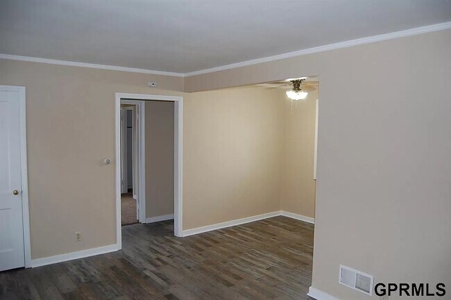 Building Photo - 4535 Nicholas St