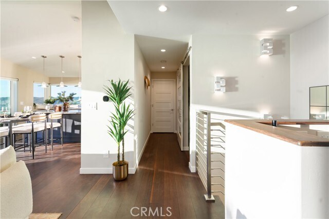 Foto del edificio - 2192 Crestview Dr