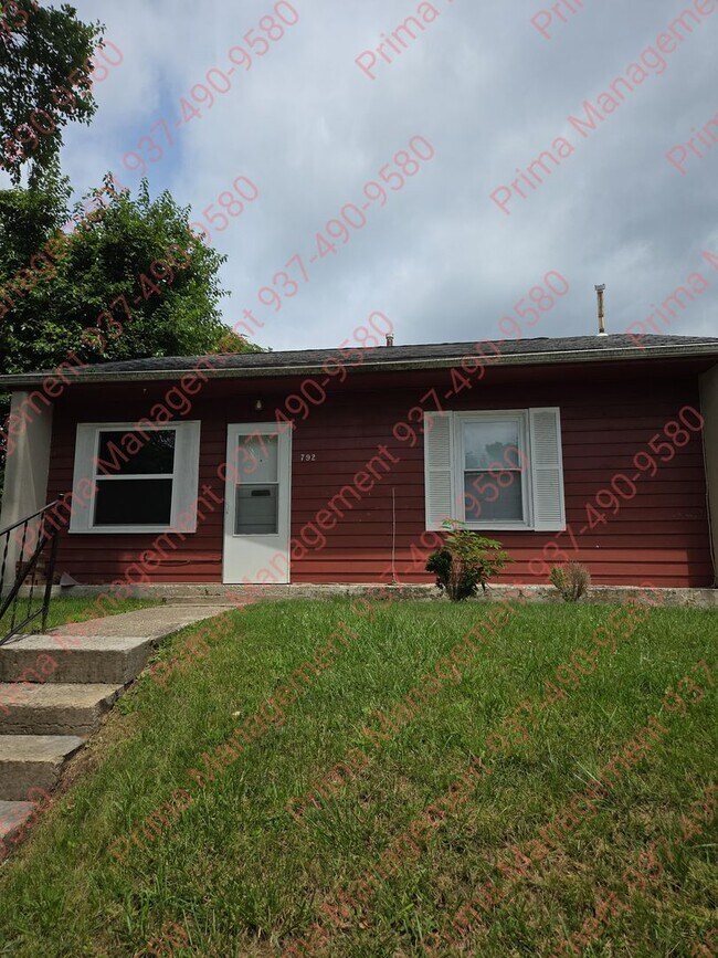Foto del edificio - Quaint 3 bed 1 bath house with AC & everyt...