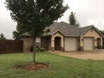 Primary Photo - 883 Meadowlands Dr