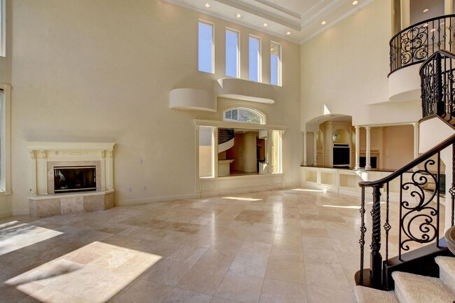 Foto del edificio - 505 Canyon Greens Drive