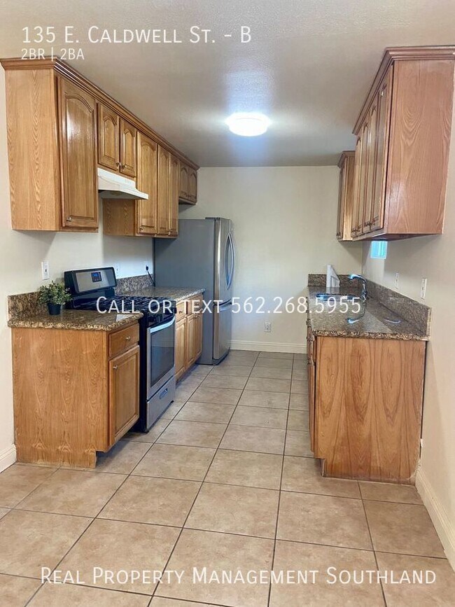 Building Photo - 2 Bedroom 1.5 Bath