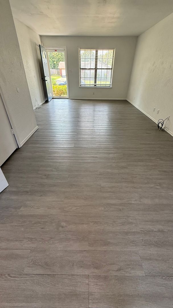 Foto del edificio - 1341 E 142nd St