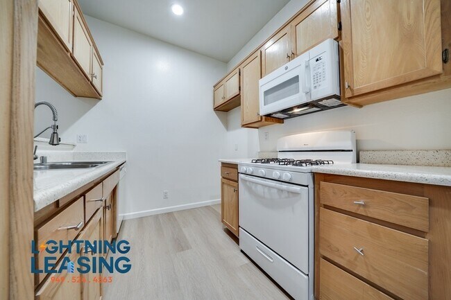 Foto del edificio - 11225 Morrison St