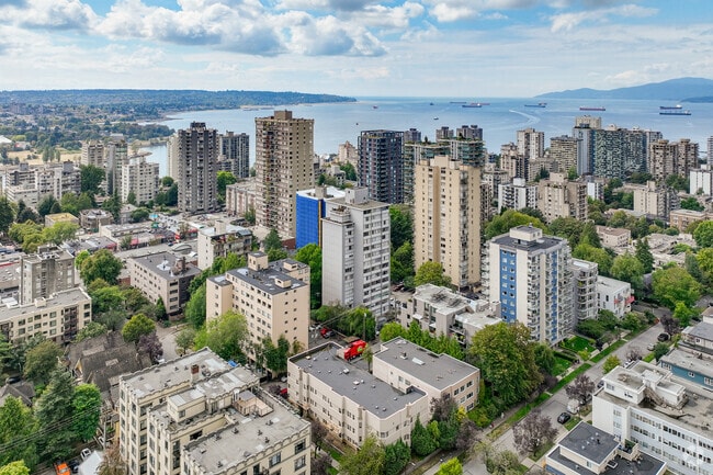 Aerial Photo - 1255 Pendrell Street