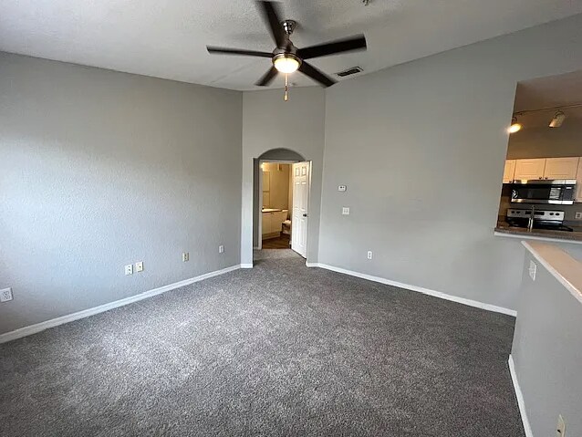 Building Photo - 821 Grand Regency Pointe