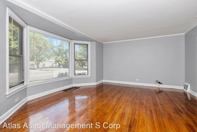 Building Photo - 3 br, 1.5 bath House - 9256 S. Perry Ave