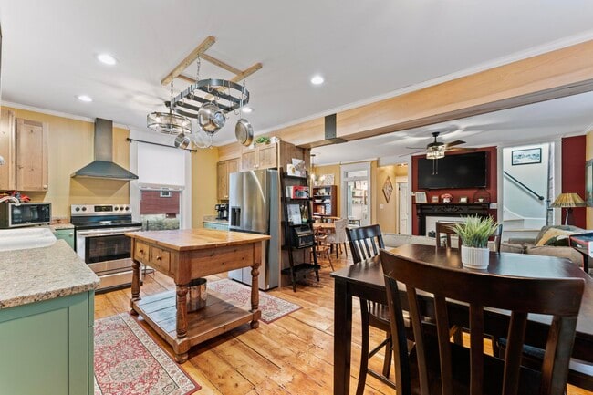 Open concept Kitchen, dining, living room - 663 Depot St