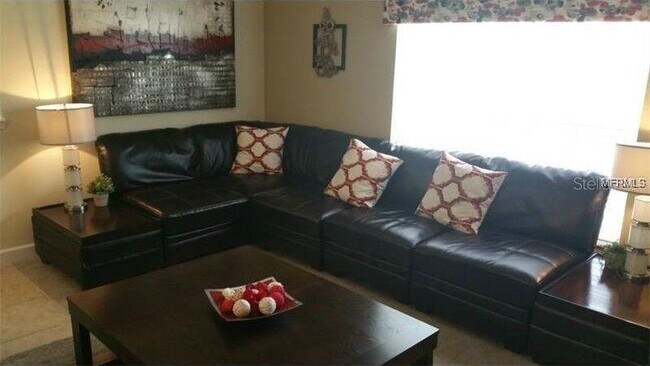 Building Photo - 8934 Majesty Palm Rd