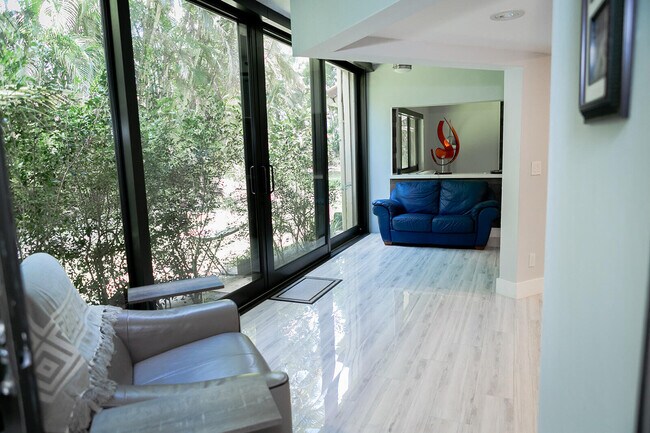 Foto del edificio - 5700 Coach House Cir